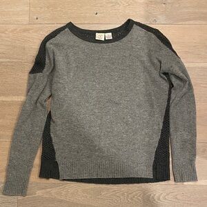 Elegant Gray and Black Crewneck Sweater